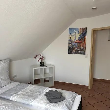 Gaestehaus Am Bach Bed & Breakfast 3*